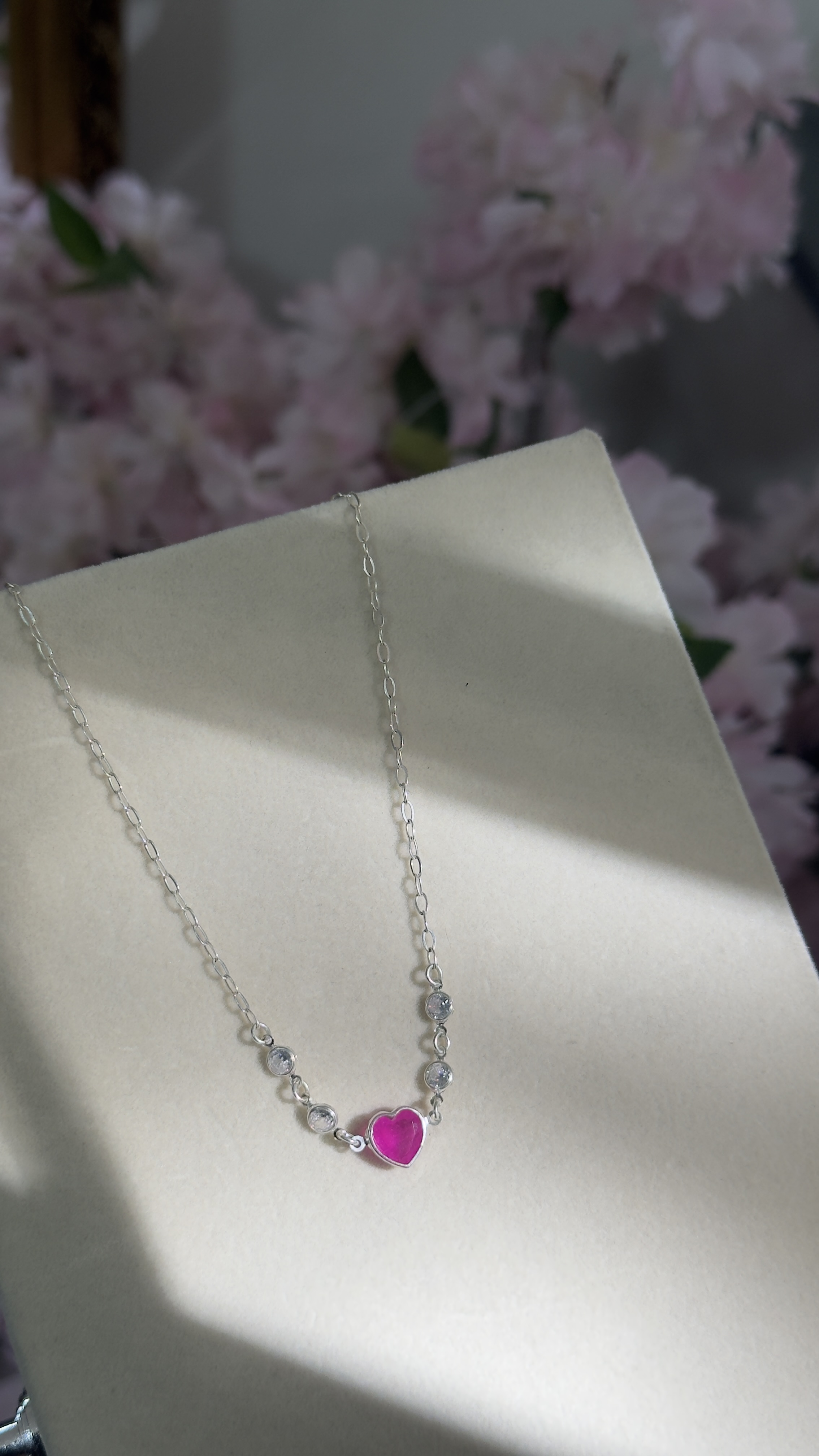 Choker Coração Pink Zircônias